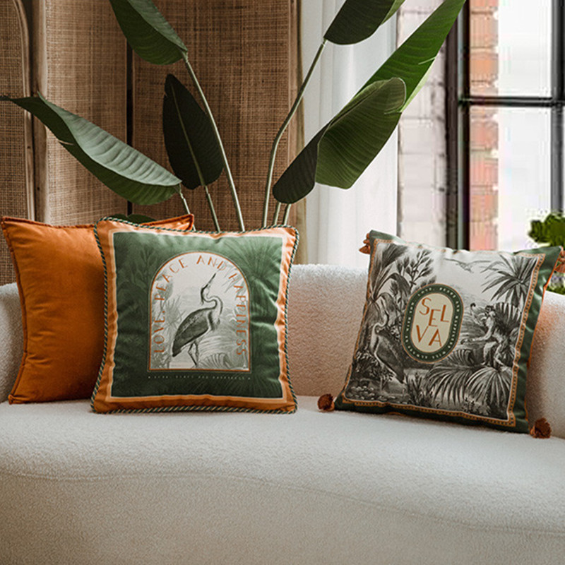 Velvet Cushion Cover - Sarung bantal dekoratif dengan desain tanaman